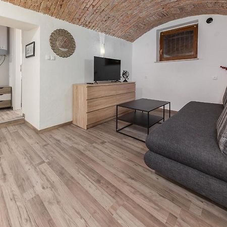 Apartment Gong Любляна Экстерьер фото