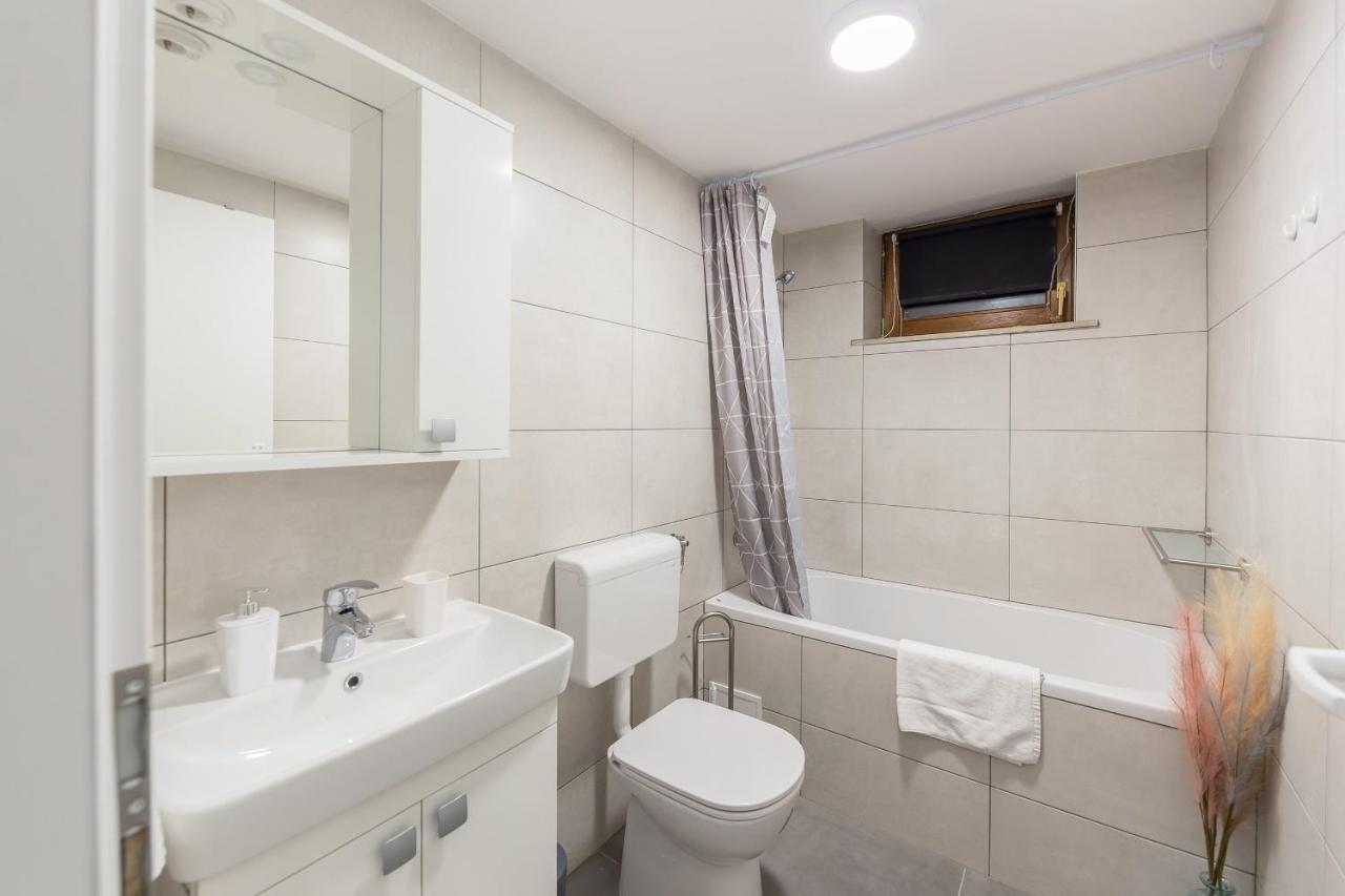 Apartment Gong Любляна Экстерьер фото