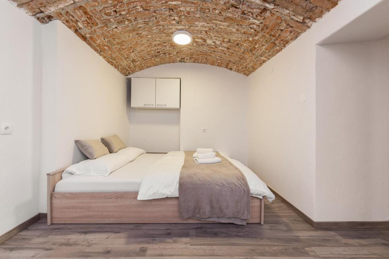 Apartment Gong Любляна Экстерьер фото
