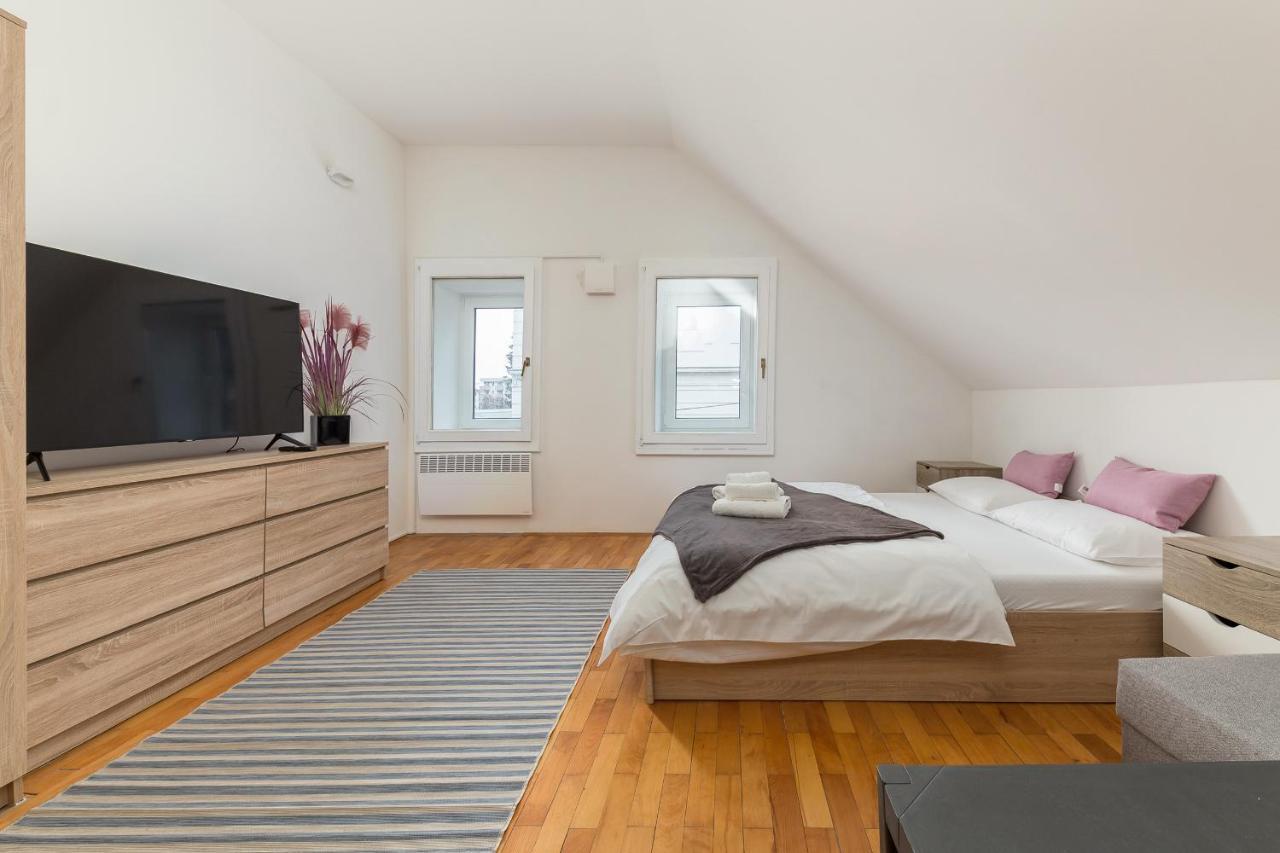 Apartment Gong Любляна Экстерьер фото